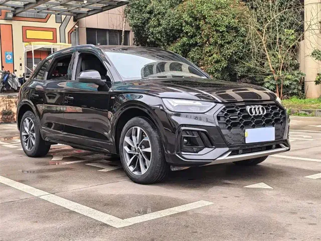 Audi Q5L — Фото автомобиля 3