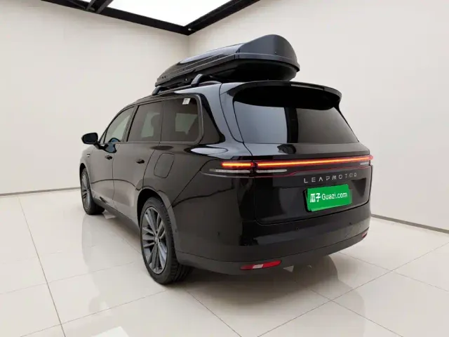 Leapmotor C16 — Фото автомобиля 4