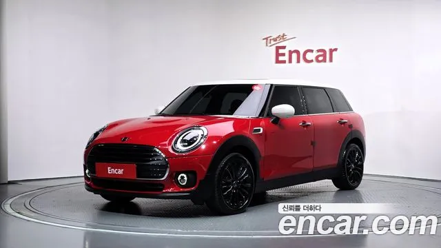 Фотография автомобиля — MINI Clubman