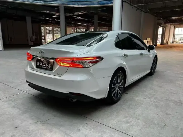 Toyota Camry — Фото автомобиля 9
