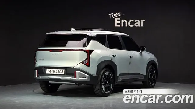 Kia Seltos Generation 2 — Фото автомобиля 2