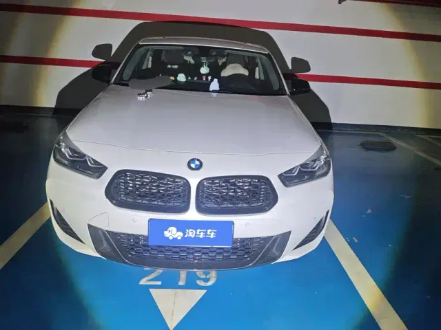 BMW X2 — Фото автомобиля 2