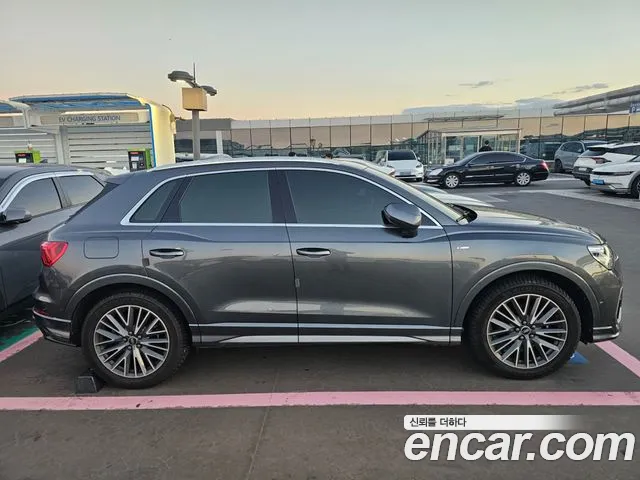 Audi Q3 F3 — Фото автомобиля 3
