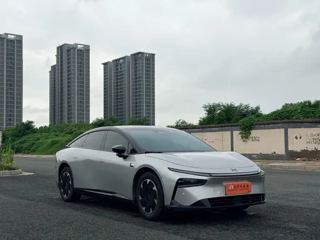 Xpeng P7+ — Фото автомобиля 3