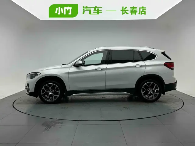 BMW X1 — Фото автомобиля 3