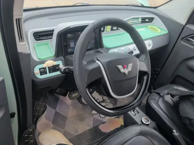Wuling Hongguang Mini EV — Фото автомобиля 9