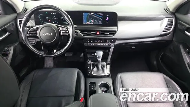 Kia Seltos — Фото автомобиля 7