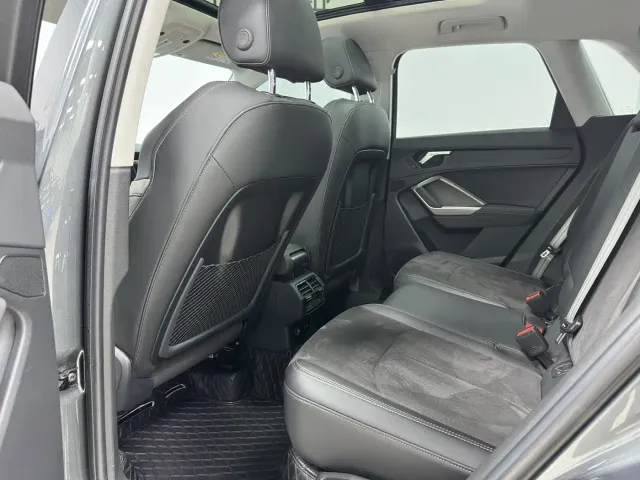 Audi Q3 — Фото автомобиля 13