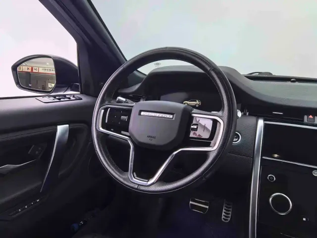 Land Rover Discovery Sport — Фото автомобиля 10