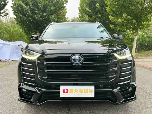 Toyota Highlander — Фото автомобиля 2
