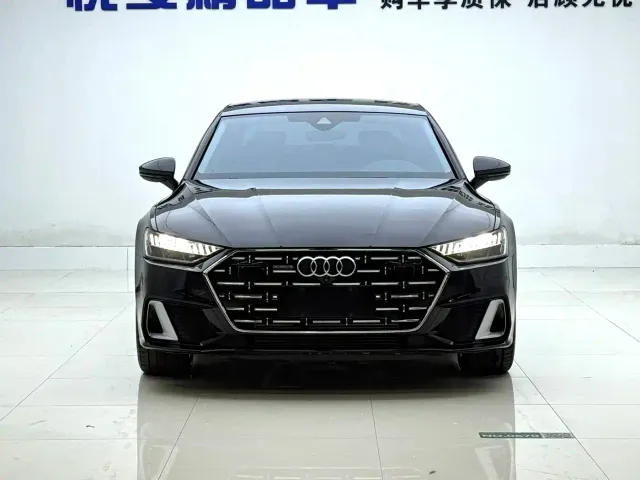 Audi A7L — Фото автомобиля 2