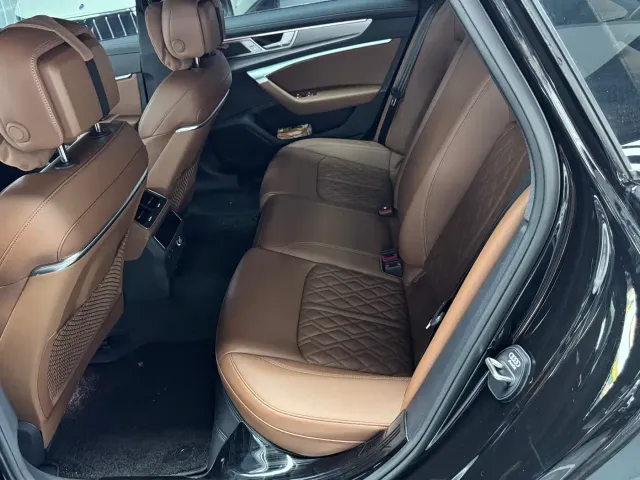 Audi A6L — Фото автомобиля 7