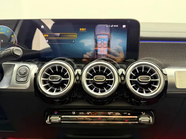 Mercedes-Benz GLB-Class — Фото автомобиля 15
