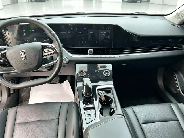 Bestune B70 — Фото автомобиля 6