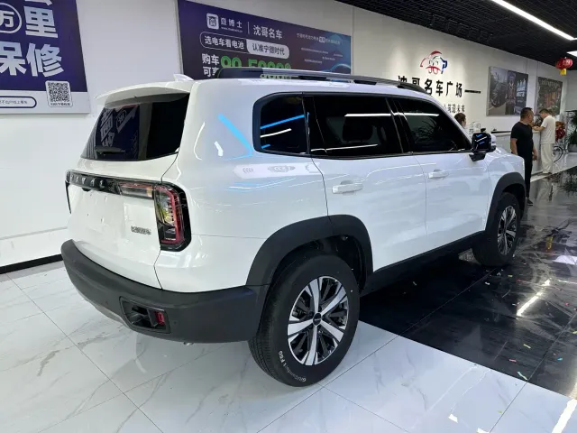 Haval Big Dog — Фото автомобиля 9