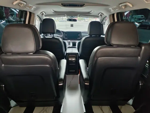 GAC Trumpchi M8 — Фото автомобиля 10
