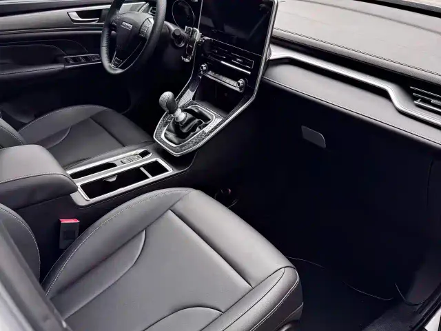 Haval M6 — Фото автомобиля 8
