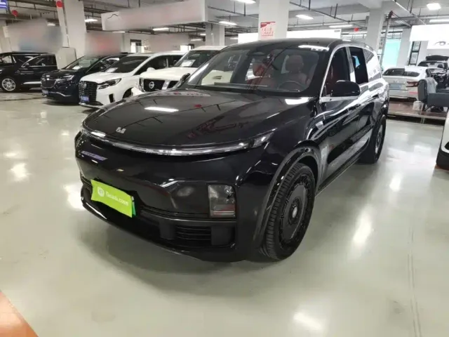 Фотография автомобиля — Li Auto L9