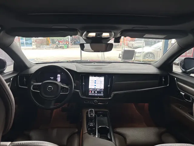 Volvo S90 — Фото автомобиля 7