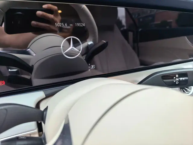 Mercedes-Benz E-Class — Фото автомобиля 7