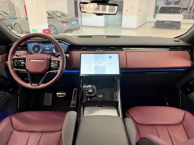 Land Rover Range Rover Sport — Фото автомобиля 8