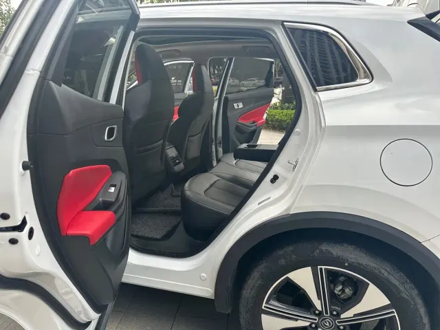 Changan CS55 Plus — Фото автомобиля 9