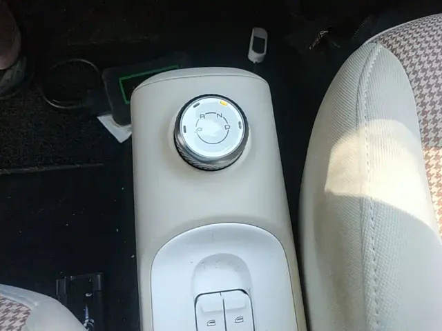 Wuling Hongguang Mini EV — Фото автомобиля 12