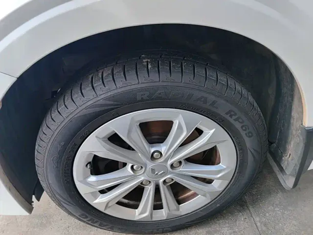 Wuling Jiachen — Фото автомобиля 22