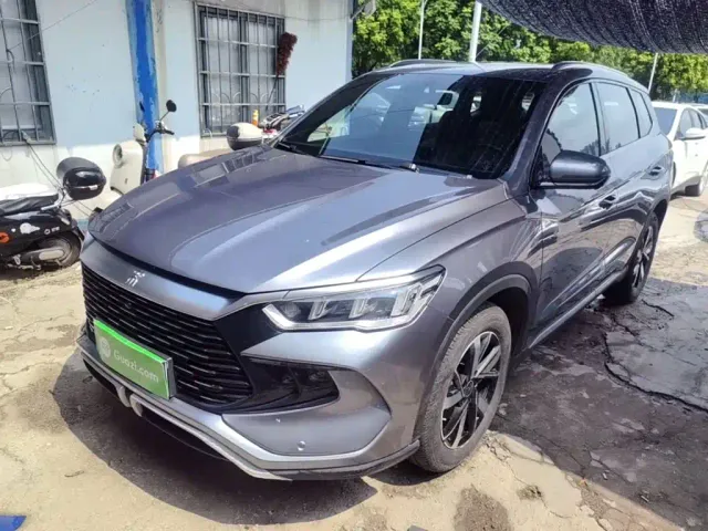 Фотография автомобиля — BYD Song Pro