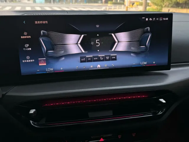 BMW 3 Series — Фото автомобиля 5
