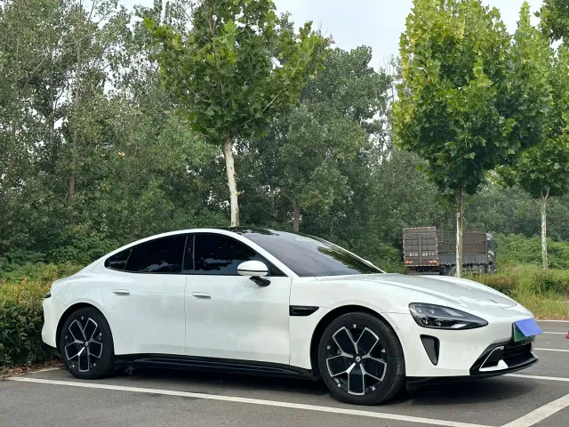 Xiaomi SU7 — Фото автомобиля 3