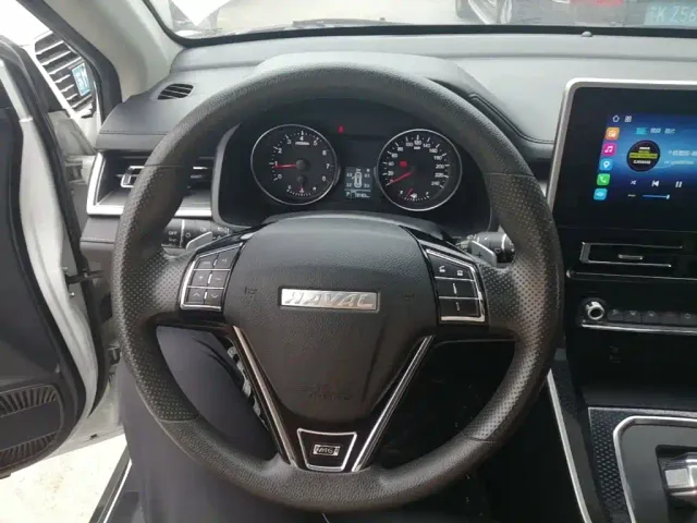 Haval M6 — Фото автомобиля 6