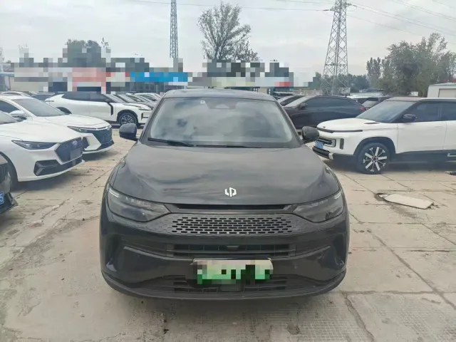 Leapmotor C11 — Фото автомобиля 2