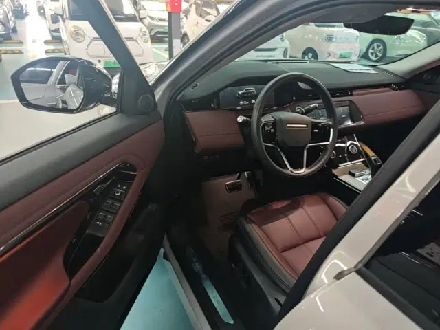 Land Rover Range Rover Evoque — Фото автомобиля 15