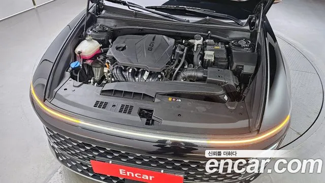 Hyundai Grandeur Grandeur (GN7) 2.5 Бензин 2WD — Фото автомобиля 6