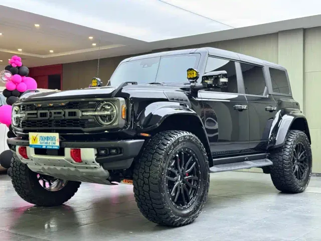 Фотография автомобиля — Ford Bronco