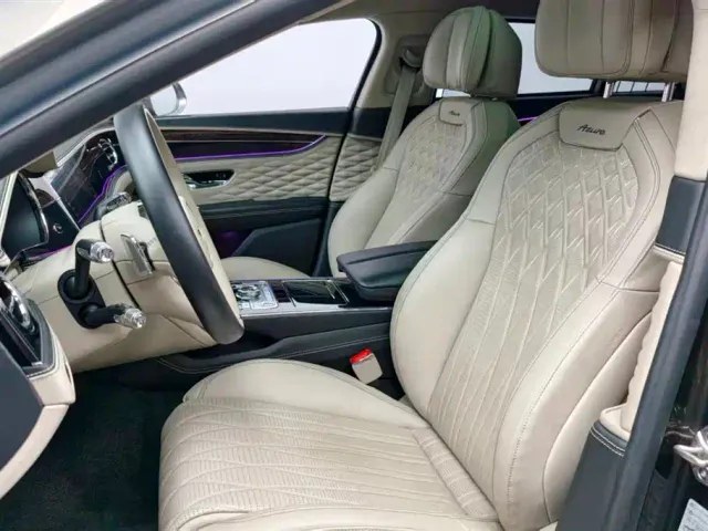 Bentley Flying Spur — Фото автомобиля 14