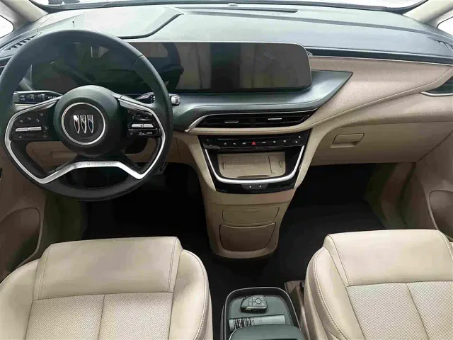 Buick GL8 — Фото автомобиля 15