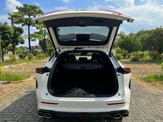 Changan Z6 — Фото автомобиля 18
