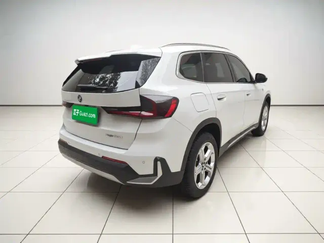 BMW X1 — Фото автомобиля 4