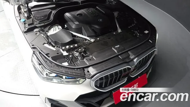 BMW 5-Series — Фото автомобиля 6