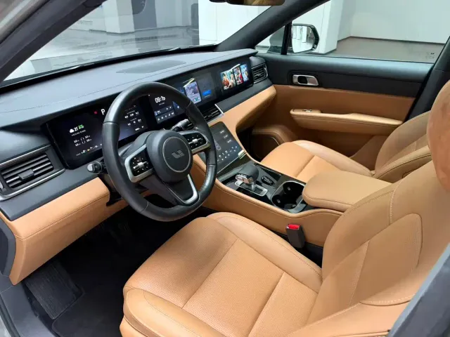Li Auto ONE — Фото автомобиля 11