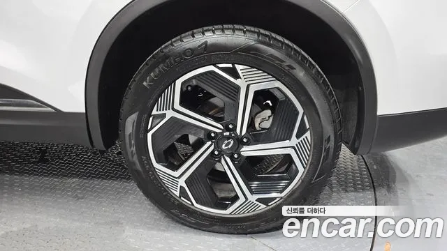 Renault-KoreaSamsung QM6 Новый QM6 2.0 GDe Première 2WD — Фото автомобиля 20