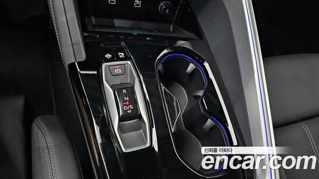 Audi Q5 40 TFSI quattro Sportback S Line — Фото автомобиля 9