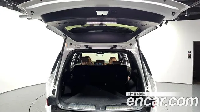 Hyundai Santa Fe — Фото автомобиля 26