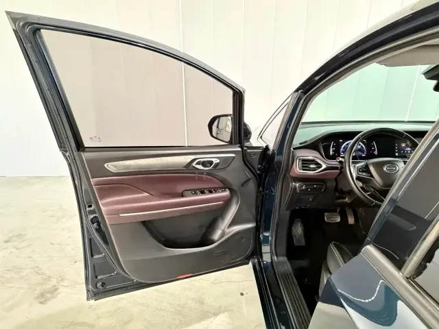 GAC Trumpchi M6 — Фото автомобиля 22