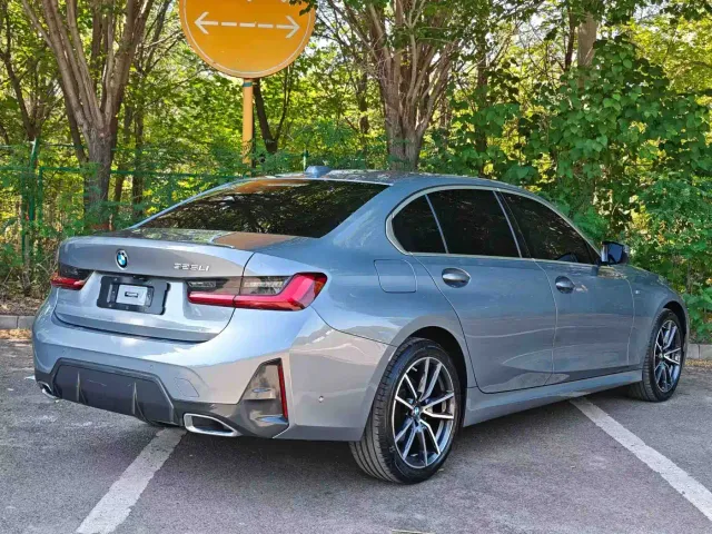 BMW 3 Series — Фото автомобиля 6