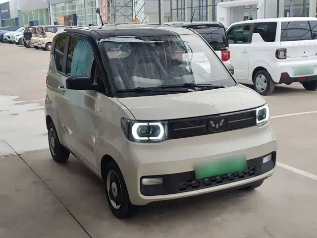 Wuling Hongguang Mini EV — Фото автомобиля 3
