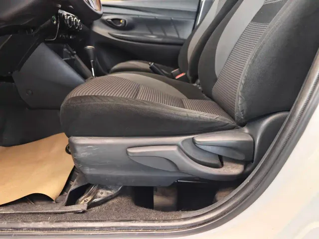 Toyota Vios — Фото автомобиля 10