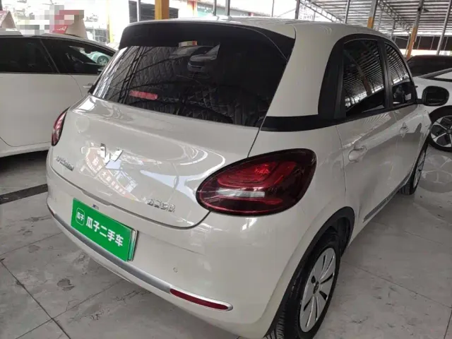 Wuling Bingo — Фото автомобиля 4